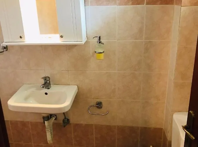 Karaoyli Tatil Evi Kókkinon Nerón