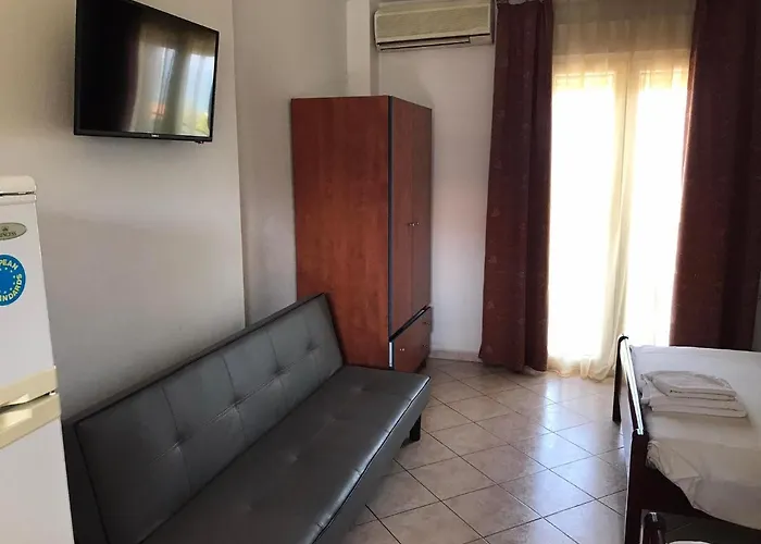 Karaoyli Tatil Evi Kókkinon Nerón